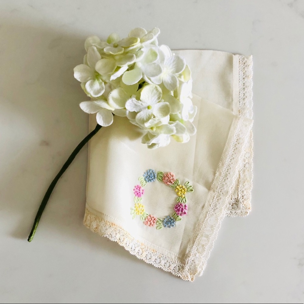 Vintage Silk Embroidered Floral Lace Ivory Handkerchief
